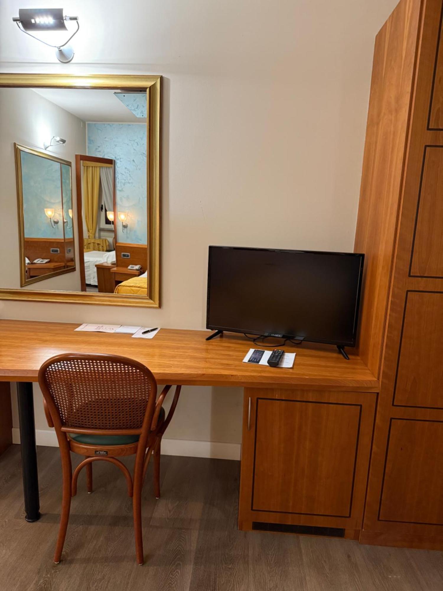 Montodine Hotel Motel Sporting المظهر الخارجي الصورة