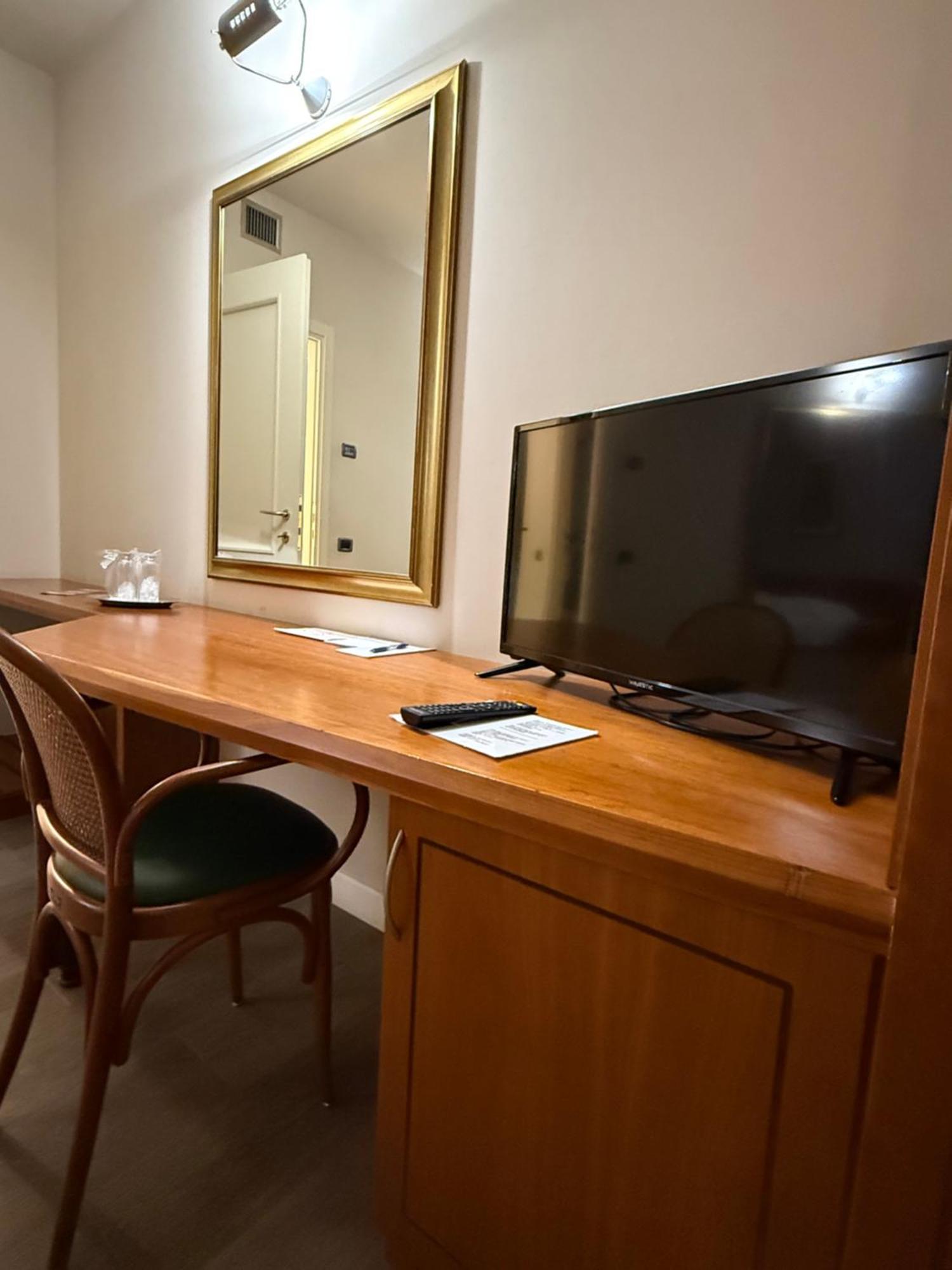 Montodine Hotel Motel Sporting المظهر الخارجي الصورة