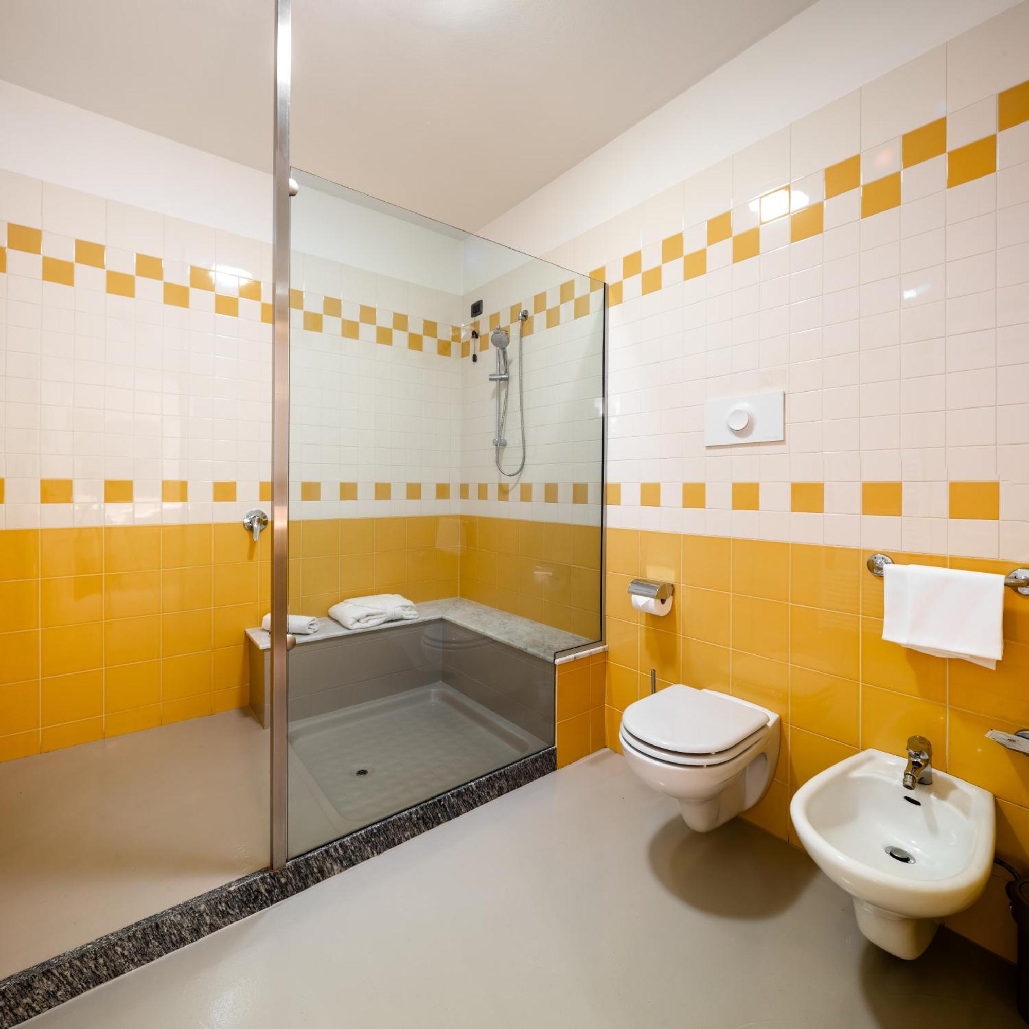 Montodine Hotel Motel Sporting المظهر الخارجي الصورة