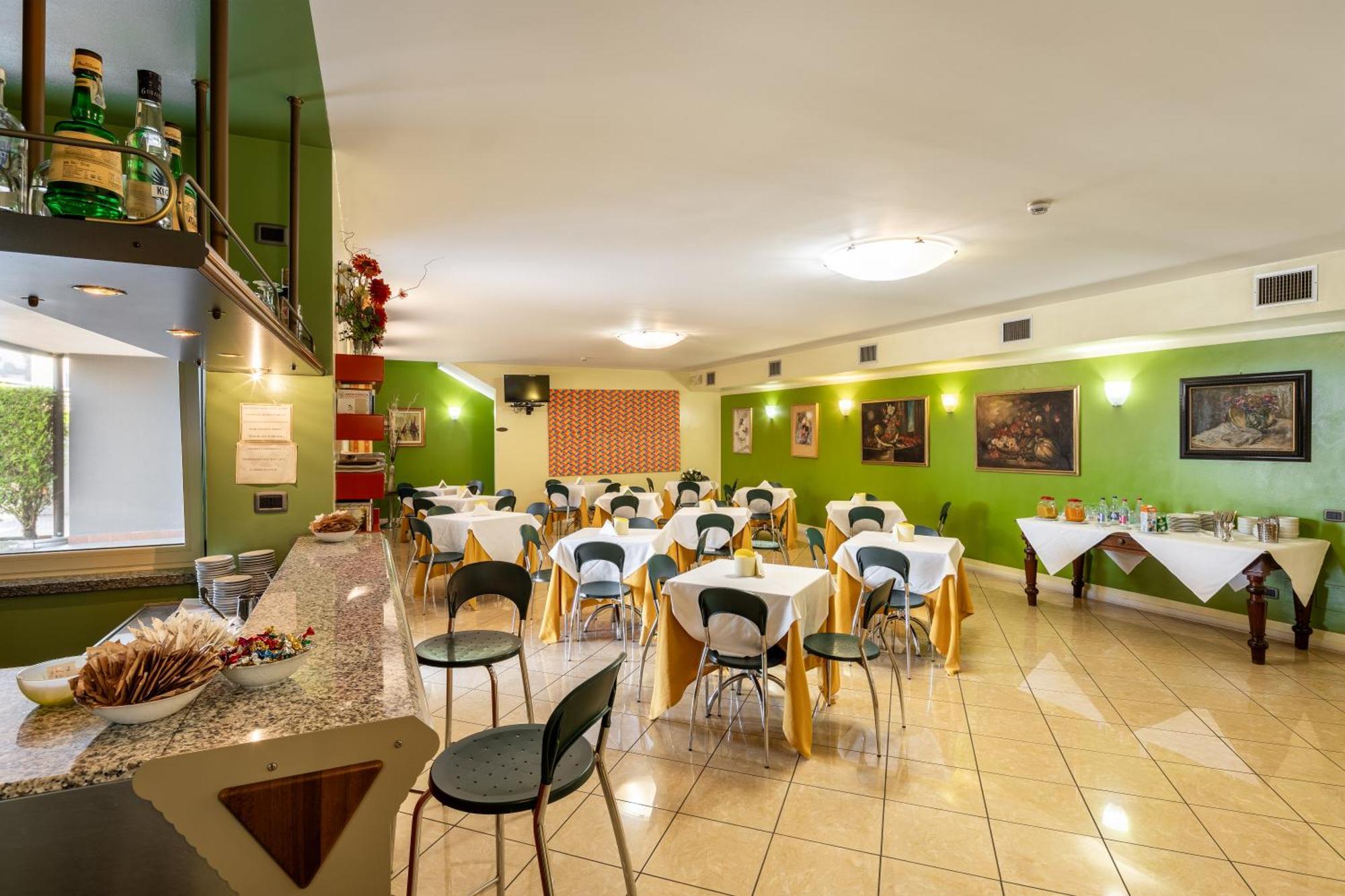 Montodine Hotel Motel Sporting المظهر الخارجي الصورة